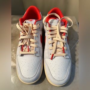 Men Nike shoes great condition